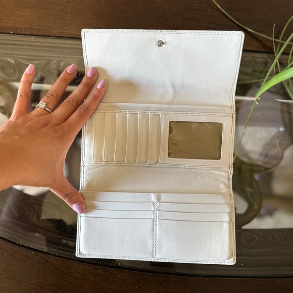 Coach Long Wallet - Picture 6 of 8